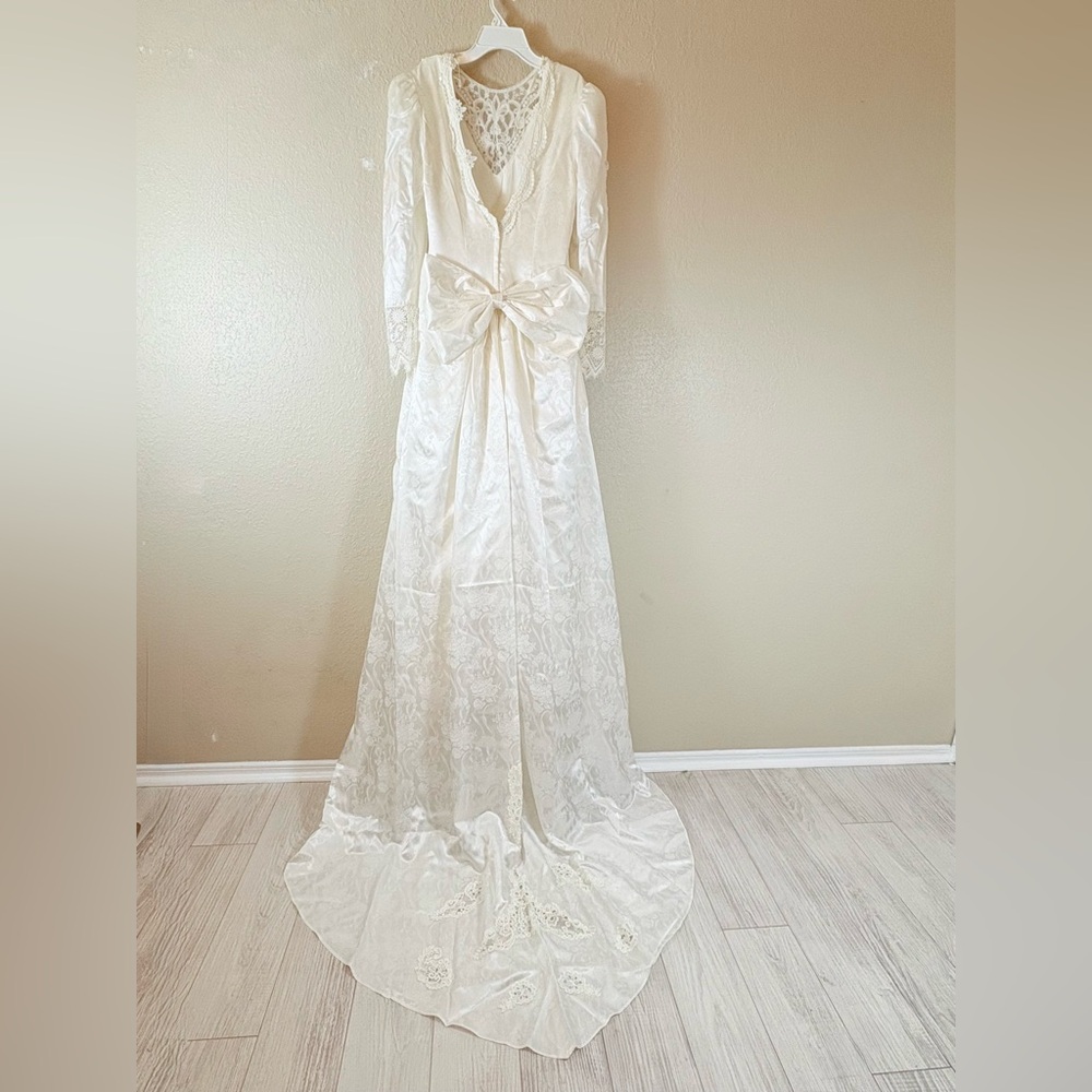 Jessica McClintock Ivory Lace Dress